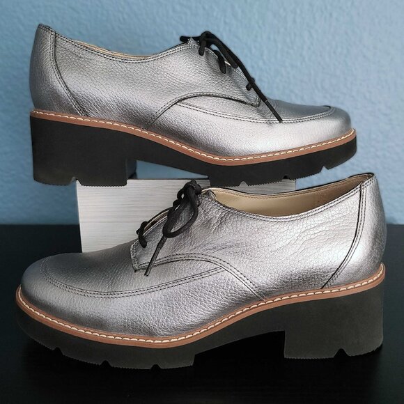NATURALIZER ~ “Devin” Pewter Lace-Up Oxford ~ Like New 8M - Picture 3 of 13